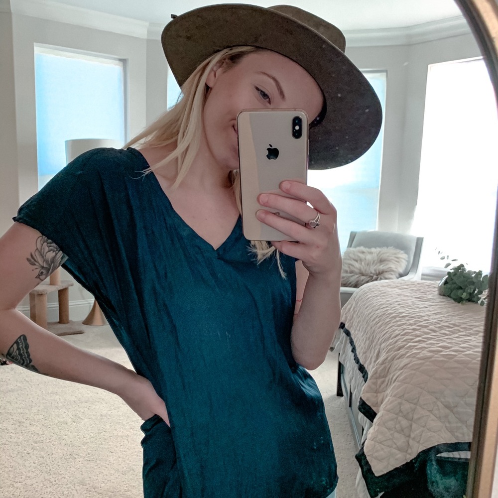 TSUMI satin navy v neck blouse